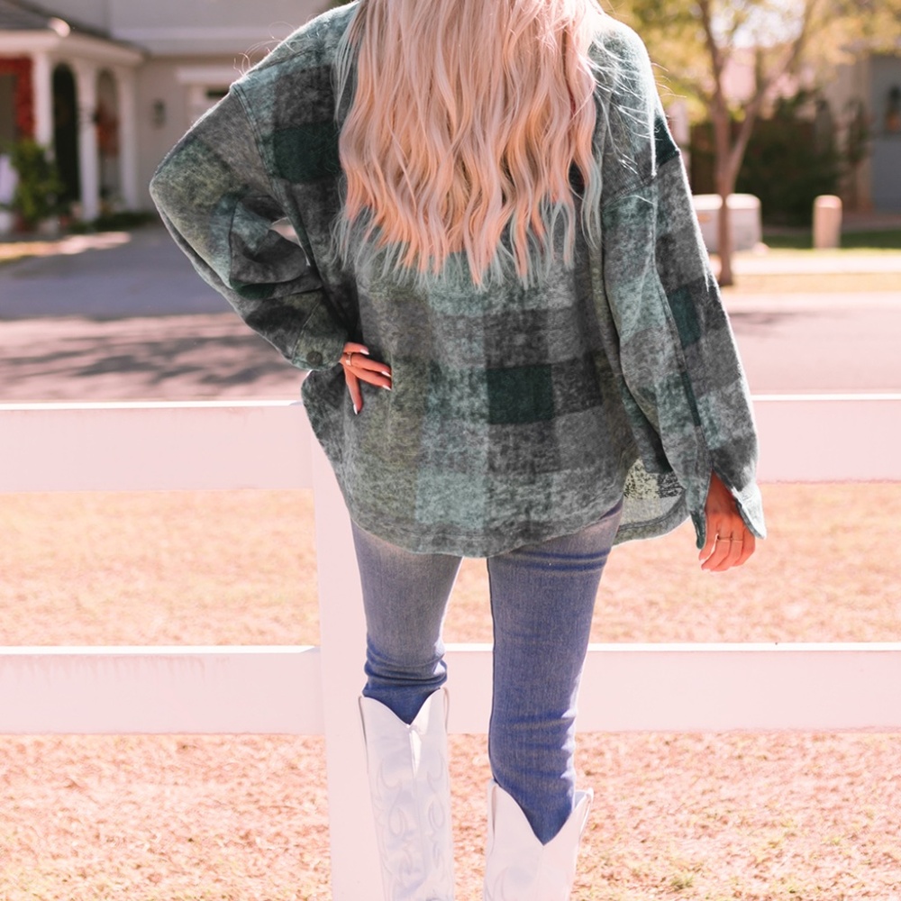B103 Multicolor Brushed Plaid Pocketed Oversized Shacket - Picture 4 of 4